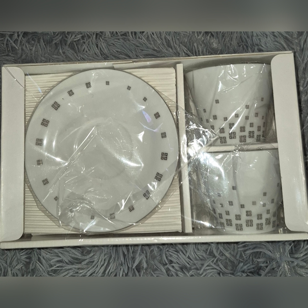 Givenchy Silverware Set - image 2